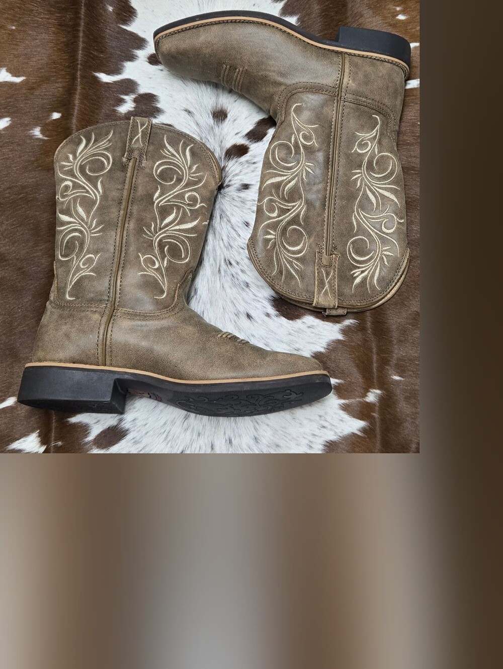 Twisted X Taupe Brown Embroidered Western Boots